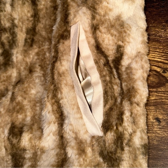 Catherine Malandrino Faux Fur Size 1X Vest Boho Y2K Hippie‎ Western Mobwife - Picture 9 of 11